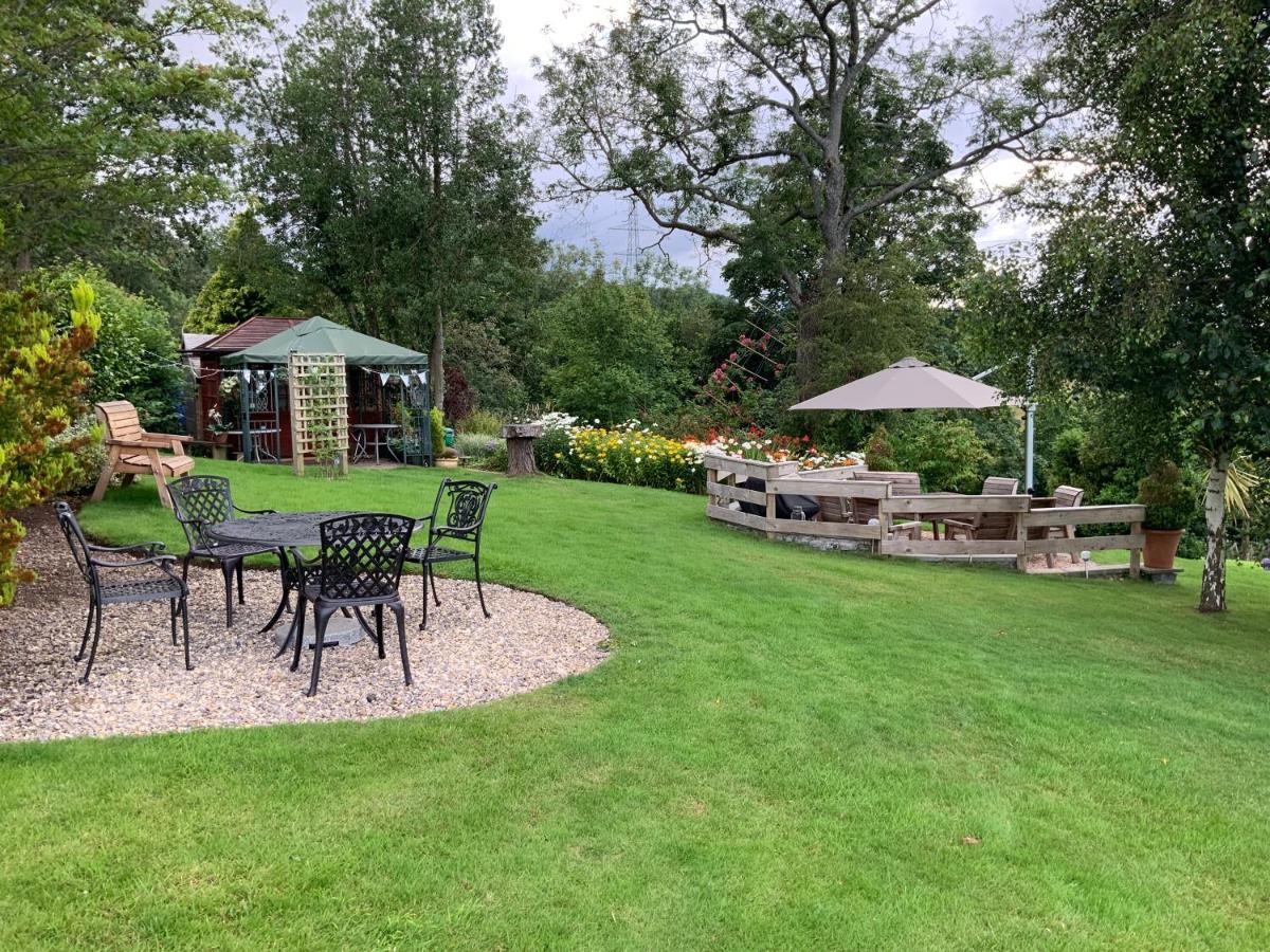 Llanwenarth Cottage A Beautiful Place To Just Be. 애버게이브니 외부 사진