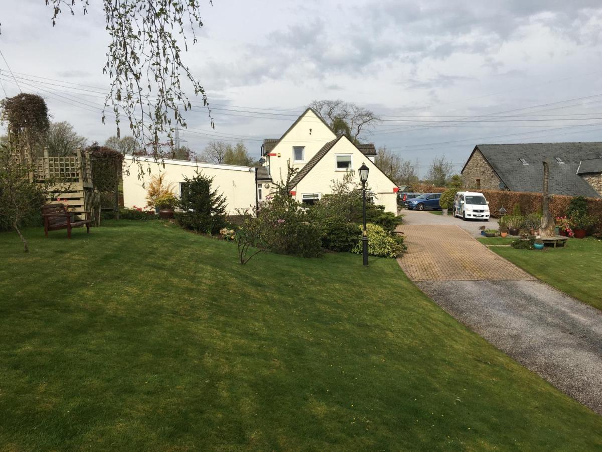 Llanwenarth Cottage A Beautiful Place To Just Be. 애버게이브니 외부 사진