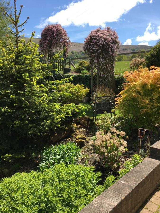 Llanwenarth Cottage A Beautiful Place To Just Be. 애버게이브니 외부 사진